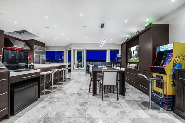 1155-duchess-avenue-ambleside-west-vancouver-12 at 1155 Duchess Avenue, Ambleside, West Vancouver 1155-duchess-avenue-ambleside-west-vancouver-12 at 1155 Duchess Avenue, Ambleside, West Vancouver