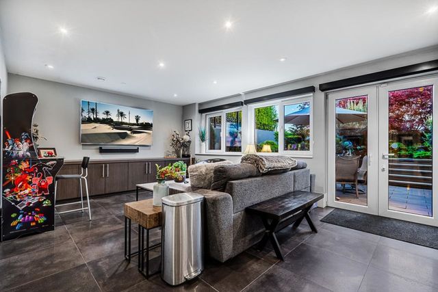 1155-duchess-avenue-ambleside-west-vancouver-27 at 1155 Duchess Avenue, Ambleside, West Vancouver 1155-duchess-avenue-ambleside-west-vancouver-27 at 1155 Duchess Avenue, Ambleside, West Vancouver