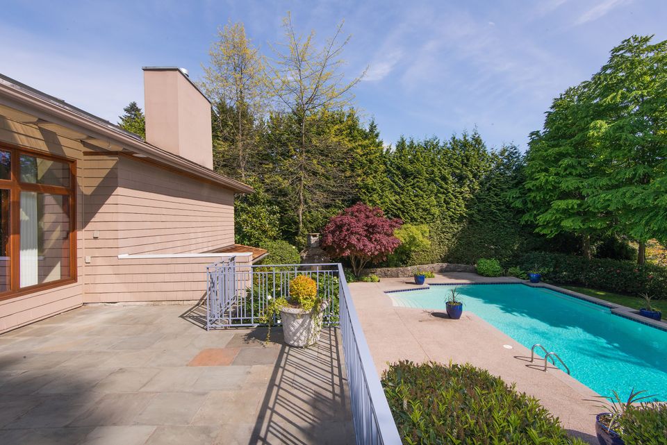 045 at 2938 Mathers Avenue, Altamont, West Vancouver