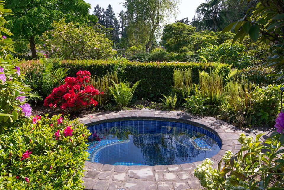 049 at 2938 Mathers Avenue, Altamont, West Vancouver