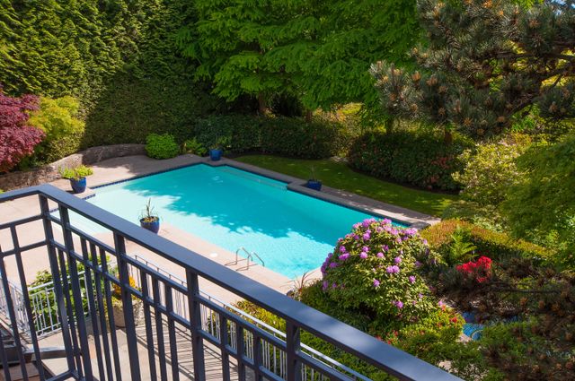 027 at 2938 Mathers Avenue, Altamont, West Vancouver 027 at 2938 Mathers Avenue, Altamont, West Vancouver