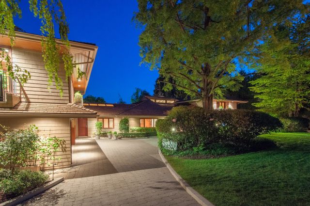 2938-mathers-front at 2938 Mathers Avenue, Altamont, West Vancouver 2938-mathers-front at 2938 Mathers Avenue, Altamont, West Vancouver