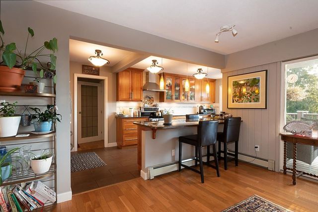 5703-bluebell-drive-eagle-harbour-west-vancouver-08 at 5703 Bluebell Drive, Eagle Harbour, West Vancouver