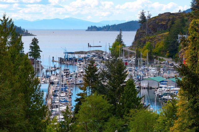 5703-bluebell-drive-eagle-harbour-west-vancouver-33 at 5703 Bluebell Drive, Eagle Harbour, West Vancouver 5703-bluebell-drive-eagle-harbour-west-vancouver-33 at 5703 Bluebell Drive, Eagle Harbour, West Vancouver