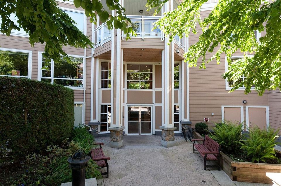 3629-deercrest-drive-roche-point-north-vancouver-06-1 at 315 - 3629 Deercrest Drive, Roche Point, North Vancouver