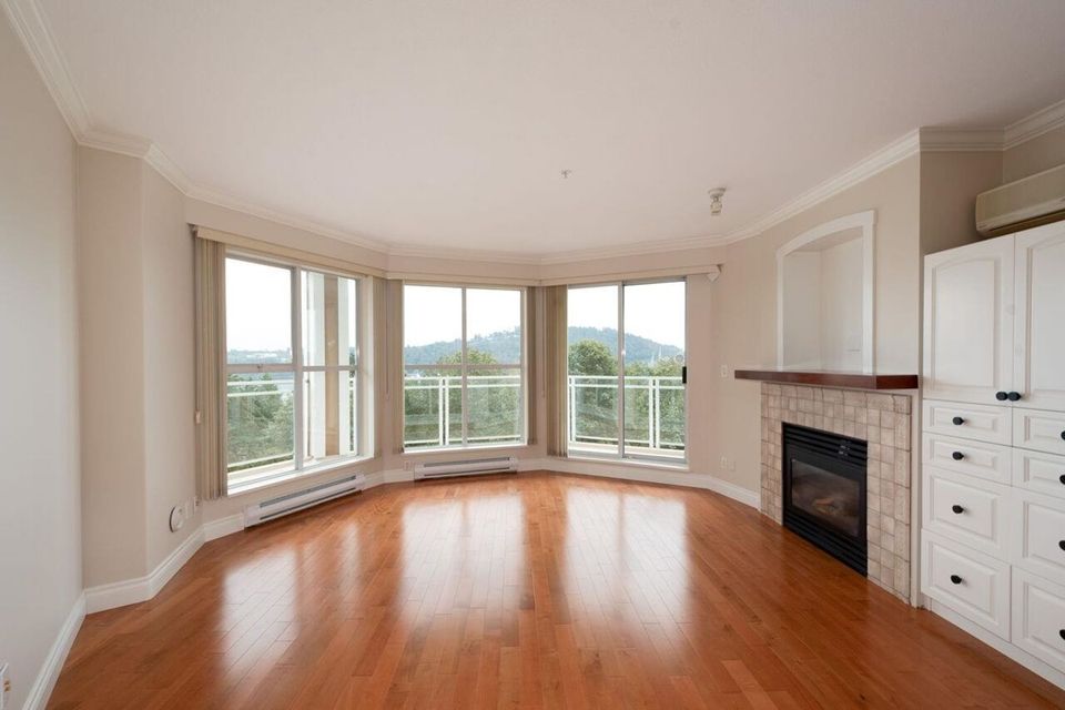 3629-deercrest-drive-roche-point-north-vancouver-10 at 315 - 3629 Deercrest Drive, Roche Point, North Vancouver