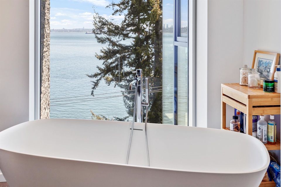 3603-sunset-lane-west-bay-west-vancouver-19 at 3603 Sunset Lane, West Bay, West Vancouver