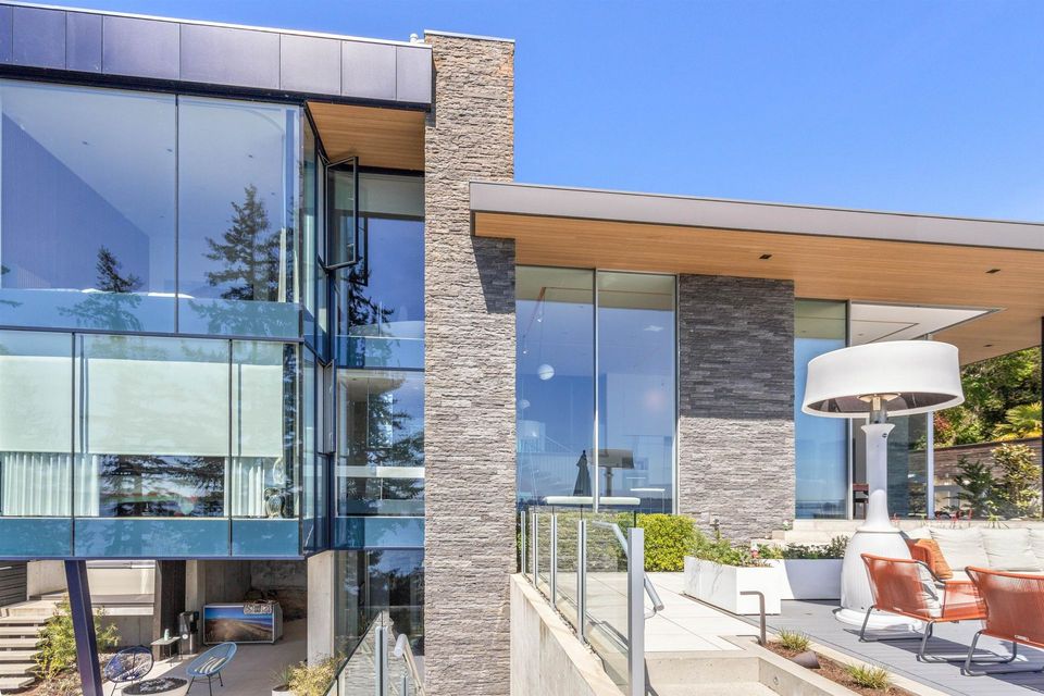 3603-sunset-lane-west-bay-west-vancouver-30 at 3603 Sunset Lane, West Bay, West Vancouver