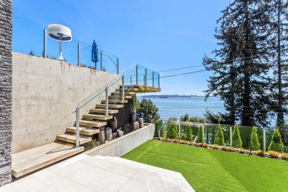 3603-sunset-lane-west-bay-west-vancouver-32 at 3603 Sunset Lane, West Bay, West Vancouver