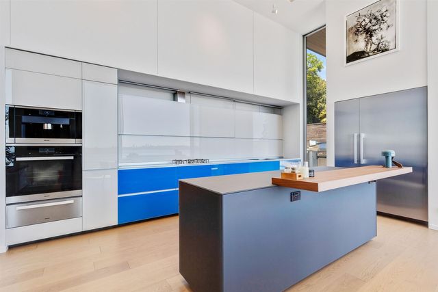 3603-sunset-lane-west-bay-west-vancouver-09 at 3603 Sunset Lane, West Bay, West Vancouver 3603-sunset-lane-west-bay-west-vancouver-09 at 3603 Sunset Lane, West Bay, West Vancouver