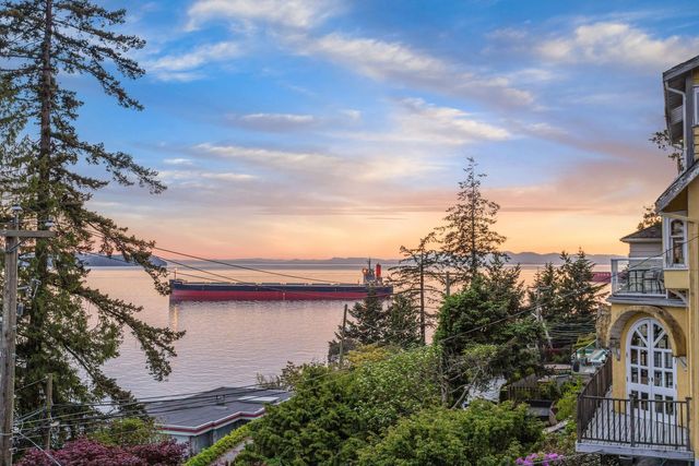 3603-sunset-lane-west-bay-west-vancouver-38 at 3603 Sunset Lane, West Bay, West Vancouver