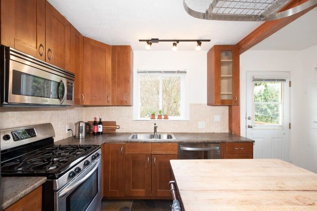 1338-w-17th-street-pemberton-nv-north-vancouver-05 at 1338 W 17th Street, Pemberton NV, North Vancouver 1338-w-17th-street-pemberton-nv-north-vancouver-05 at 1338 W 17th Street, Pemberton NV, North Vancouver