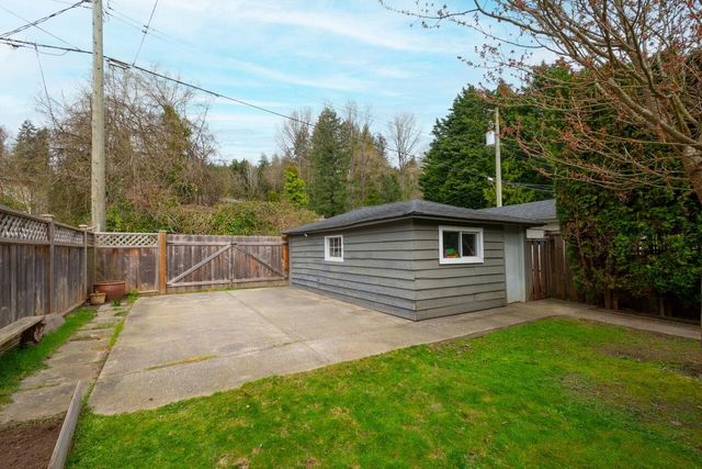 1338-w-17th-street-pemberton-nv-north-vancouver-32 at 1338 W 17th Street, Pemberton NV, North Vancouver 1338-w-17th-street-pemberton-nv-north-vancouver-32 at 1338 W 17th Street, Pemberton NV, North Vancouver