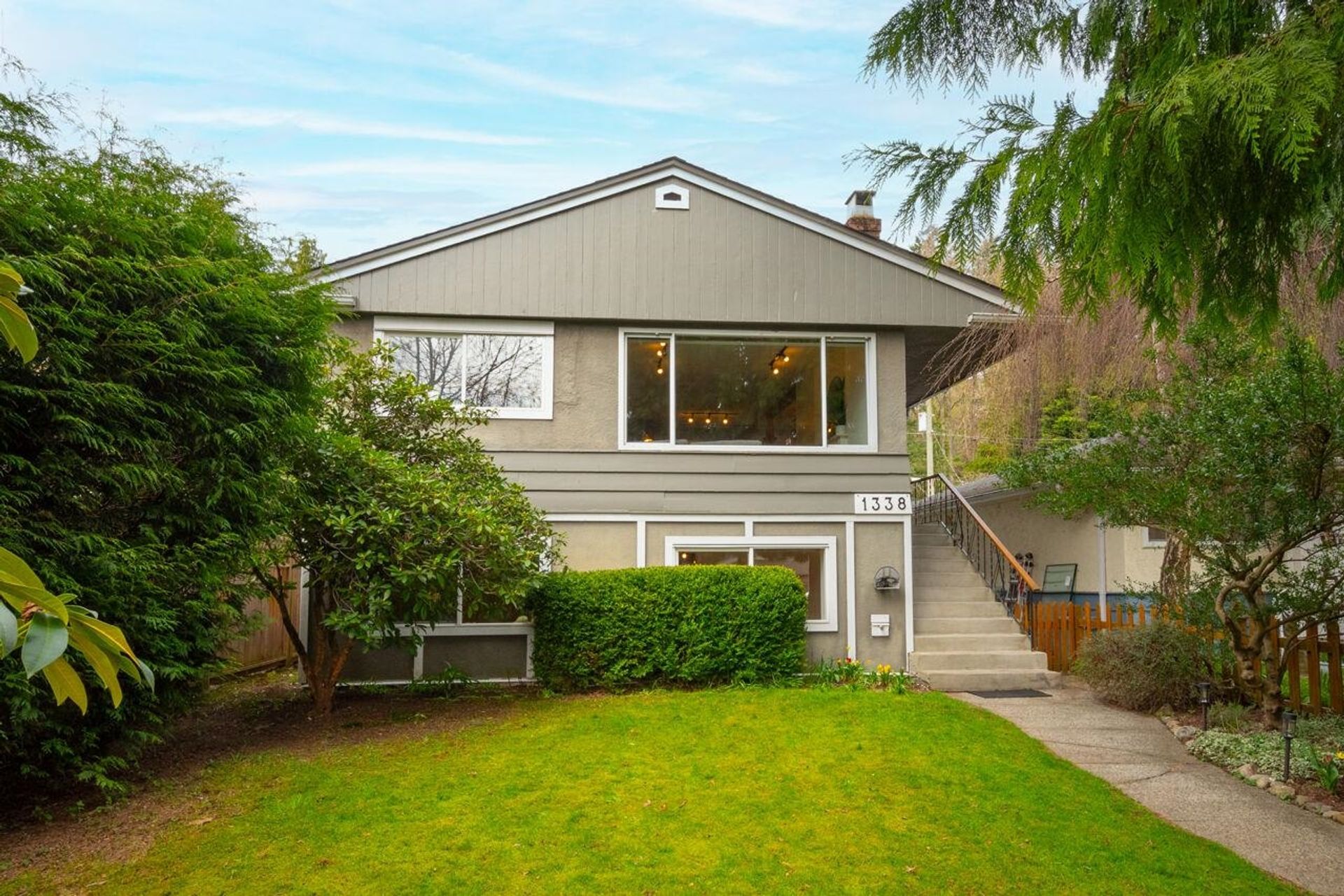 1338 W 17th Street, Pemberton NV, North Vancouver  by Jason Jennings 1338 W 17th Street, Pemberton NV, North Vancouver