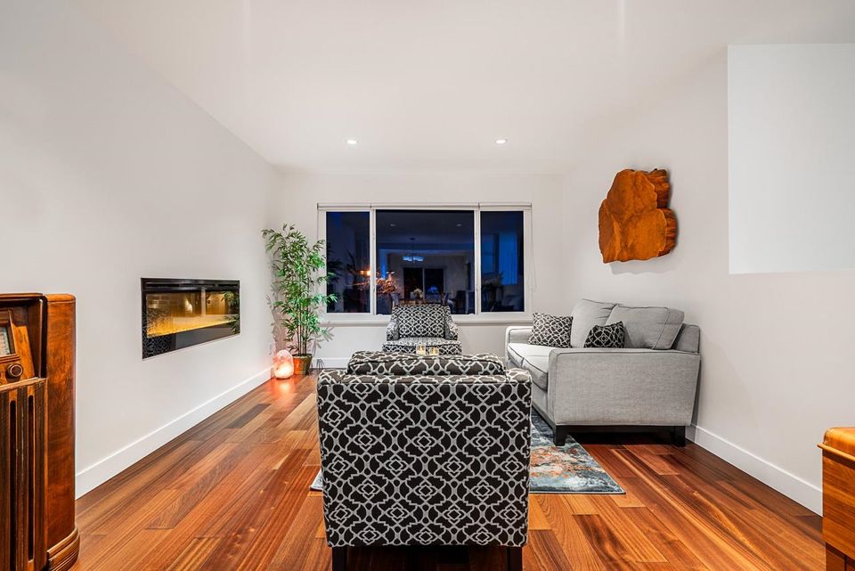 3343-manning-crescent-roche-point-north-vancouver-03 at 3343 Manning Crescent, North Vancouver, BC, Roche Point, North Vancouver