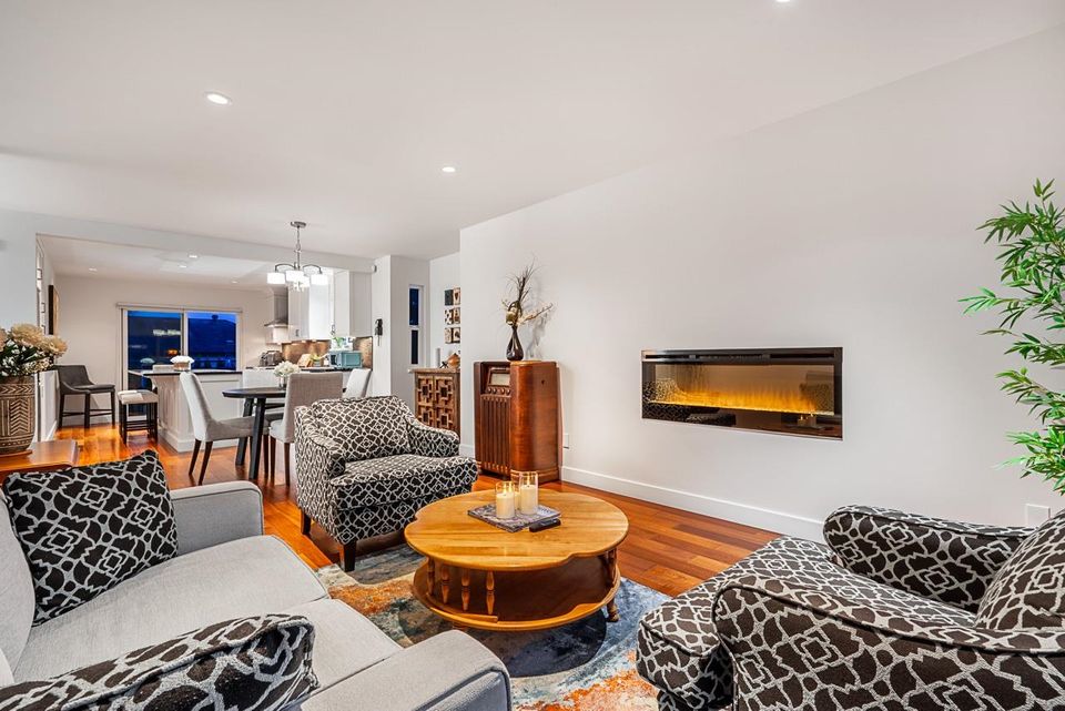 3343-manning-crescent-roche-point-north-vancouver-05 at 3343 Manning Crescent, North Vancouver, BC, Roche Point, North Vancouver