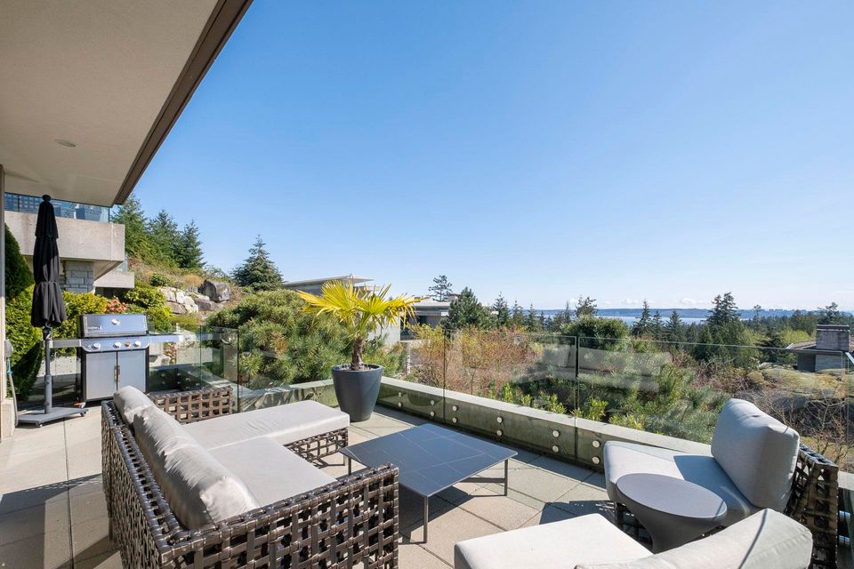 4987-meadfeild-wynd-caulfeild-west-vancouver-36 at 4987 Meadfeild Wynd, Caulfeild, West Vancouver