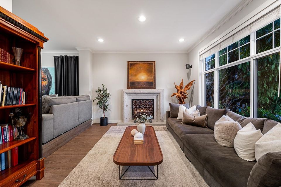 1075-esplanade-avenue-park-royal-west-vancouver-10 at 1075 Esplanade Avenue, Ambleside, West Vancouver