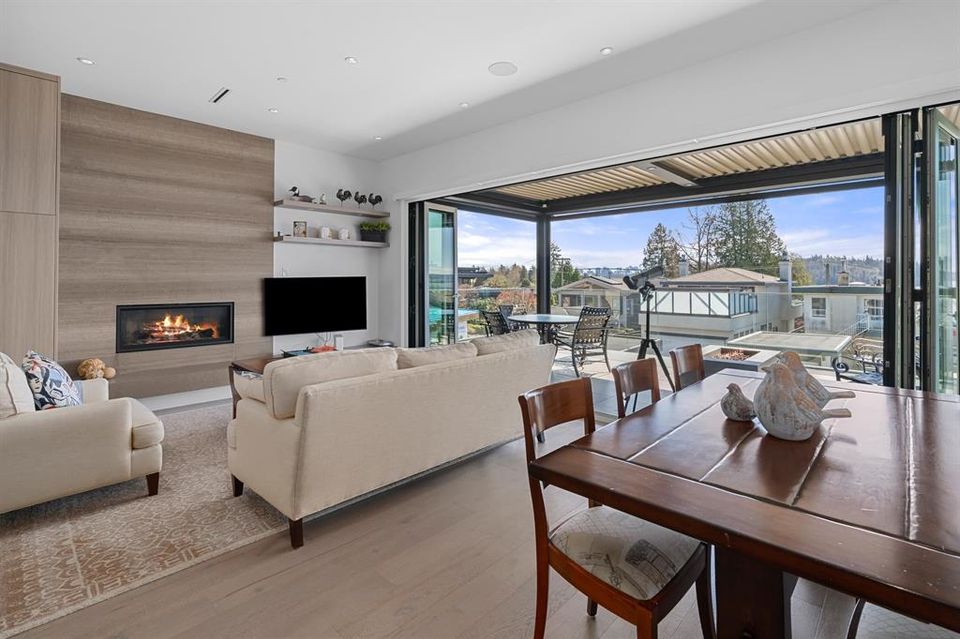 262889172-29cce9dd-3657-498c-8a1a-fd8051dc5142 at 1216 Duchess Avenue, Ambleside, West Vancouver