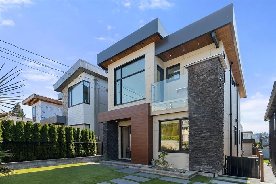 262889172-a71e8a86-b1c5-4dcc-9f4a-282b2d073753 at 1216 Duchess Avenue, Ambleside, West Vancouver