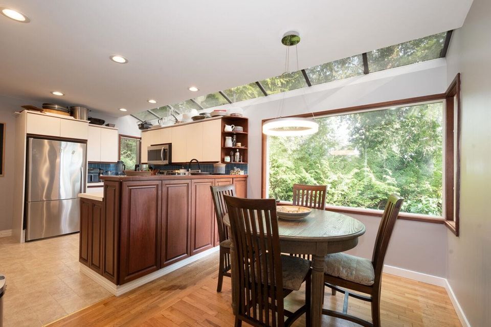 3284-mathers-avenue-westmount-wv-west-vancouver-12 at 3284 Mathers Avenue, Westmount WV, West Vancouver