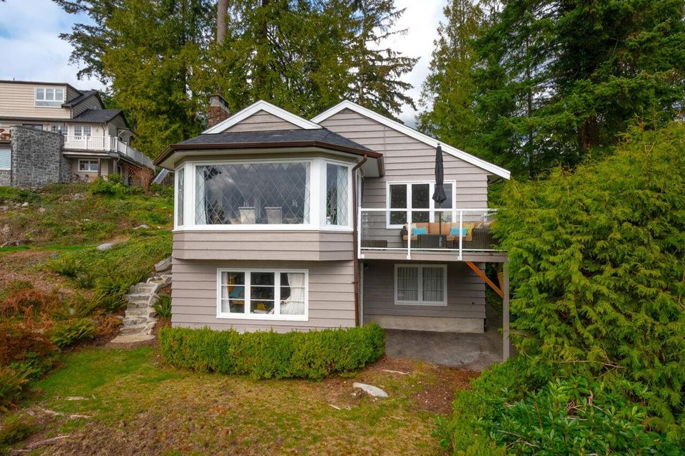 3284-mathers-avenue-westmount-wv-west-vancouver-21 at 3284 Mathers Avenue, Westmount WV, West Vancouver