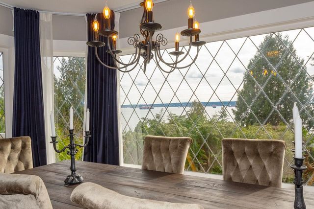 3284-mathers-avenue-westmount-wv-west-vancouver-06 at 3284 Mathers Avenue, Westmount WV, West Vancouver