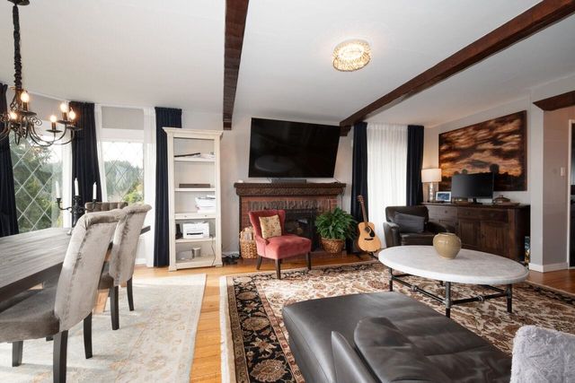 3284-mathers-avenue-westmount-wv-west-vancouver-10 at 3284 Mathers Avenue, Westmount WV, West Vancouver