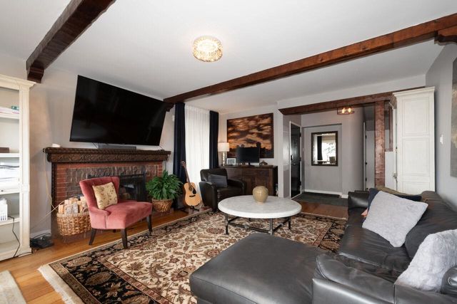 3284-mathers-avenue-westmount-wv-west-vancouver-11 at 3284 Mathers Avenue, Westmount WV, West Vancouver