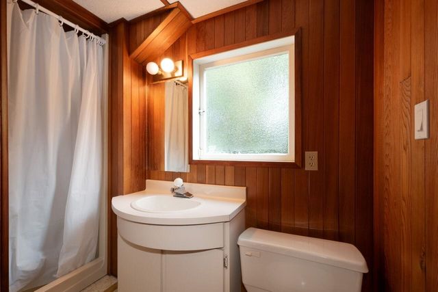 3284-mathers-avenue-westmount-wv-west-vancouver-19 at 3284 Mathers Avenue, Westmount WV, West Vancouver