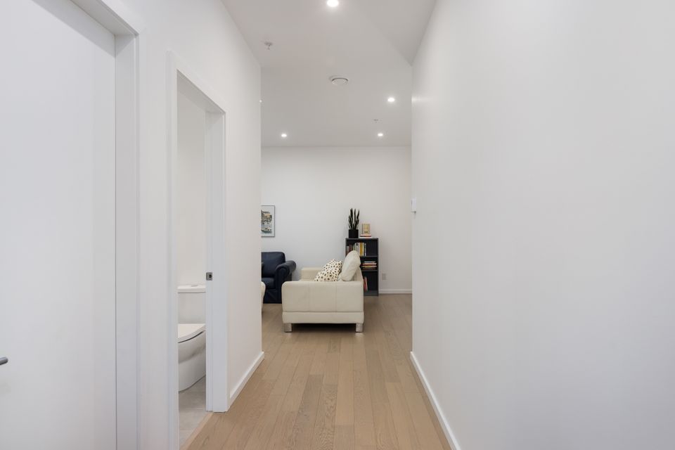 025_119-1720_fairfield_25_of_29_569 at 119 - 1720 Fairfield Road, Victoria