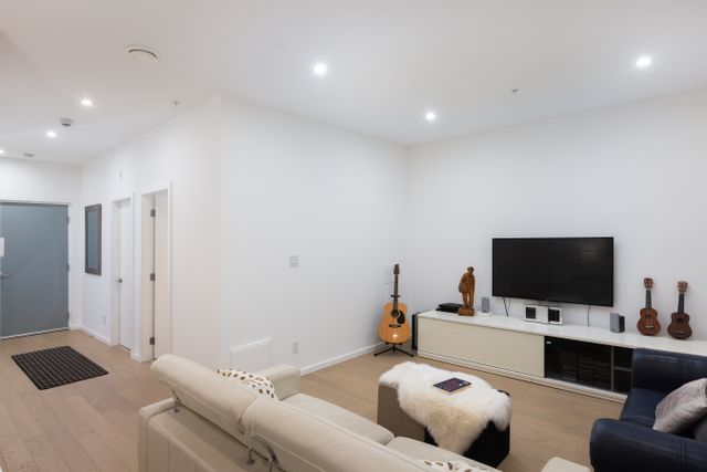 027_119-1720_fairfield_27_of_29_39 at 119 - 1720 Fairfield Road, Victoria