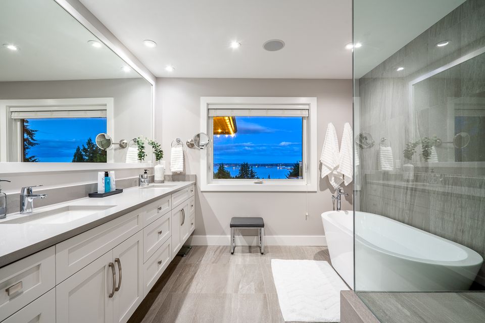 3071-spencer-court-west-vancouver-22 at 3071 Spencer Court, Altamont, West Vancouver