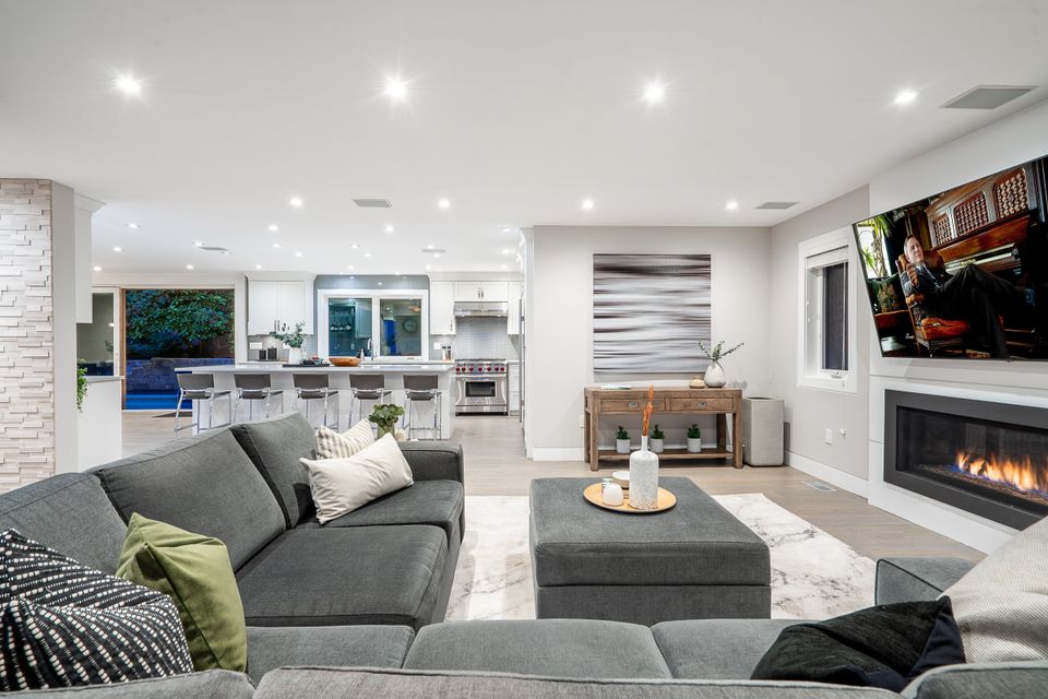 3071-spencer-court-west-vancouver-8 at 3071 Spencer Court, Altamont, West Vancouver