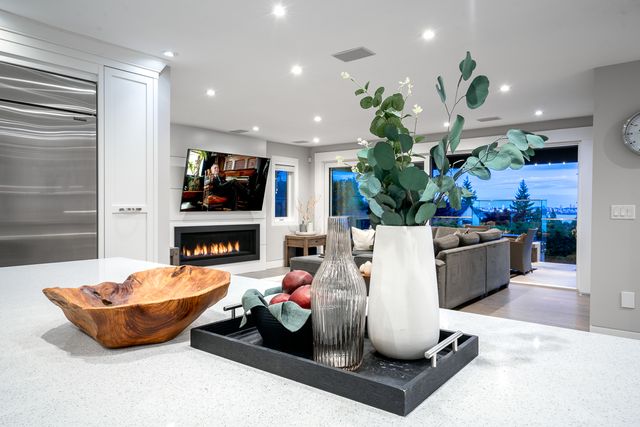 3071-spencer-court-west-vancouver-15 at 3071 Spencer Court, Altamont, West Vancouver 3071-spencer-court-west-vancouver-15 at 3071 Spencer Court, Altamont, West Vancouver