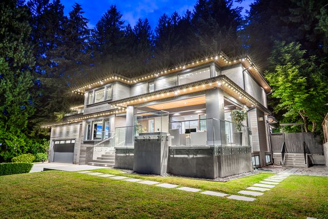 3071-spencer-court-west-vancouver-2 at 3071 Spencer Court, Altamont, West Vancouver