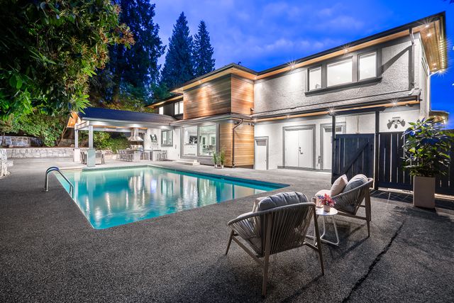 3071-spencer-court-west-vancouver-40 at 3071 Spencer Court, Altamont, West Vancouver