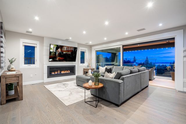 3071-spencer-court-west-vancouver-5 at 3071 Spencer Court, Altamont, West Vancouver 3071-spencer-court-west-vancouver-5 at 3071 Spencer Court, Altamont, West Vancouver