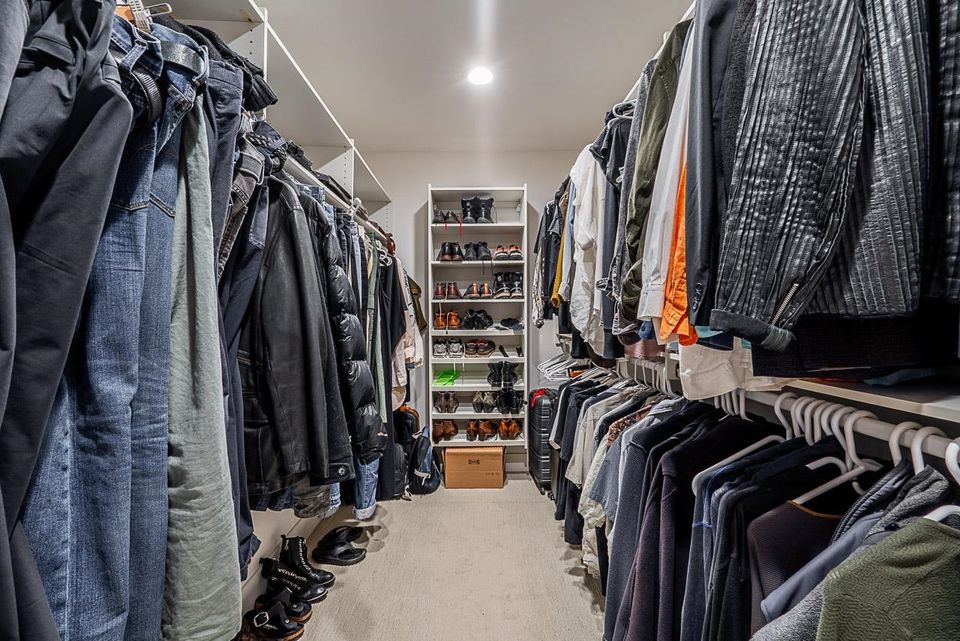 955-20th-street-ambleside-west-vancouver-16 at 955 20th Street, Ambleside, West Vancouver