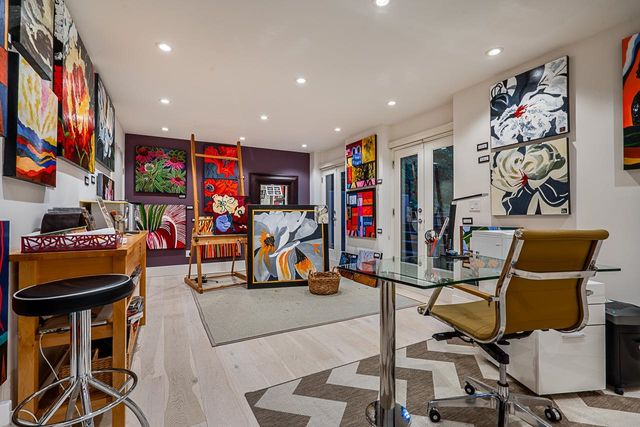 955-20th-street-ambleside-west-vancouver-23 at 955 20th Street, Ambleside, West Vancouver 955-20th-street-ambleside-west-vancouver-23 at 955 20th Street, Ambleside, West Vancouver