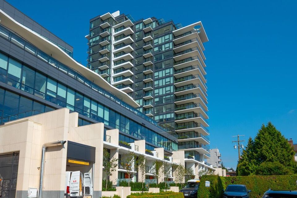 135-e-13th-street-central-lonsdale-north-vancouver-03 at 804 - 135 E 13th Street, Central Lonsdale, North Vancouver