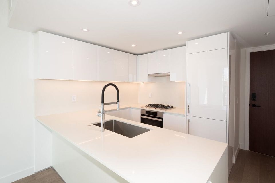 135-e-13th-street-central-lonsdale-north-vancouver-16 at 804 - 135 E 13th Street, Central Lonsdale, North Vancouver