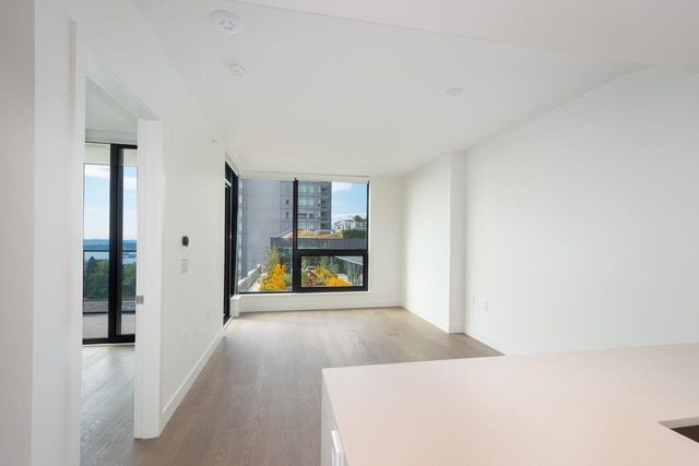 135-e-13th-street-central-lonsdale-north-vancouver-09 at 804 - 135 E 13th Street, Central Lonsdale, North Vancouver 135-e-13th-street-central-lonsdale-north-vancouver-09 at 804 - 135 E 13th Street, Central Lonsdale, North Vancouver