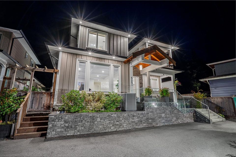 6467-wellington-avenue-horseshoe-bay-wv-west-vancouver-01 at 6467 Wellington Avenue, Horseshoe Bay WV, West Vancouver