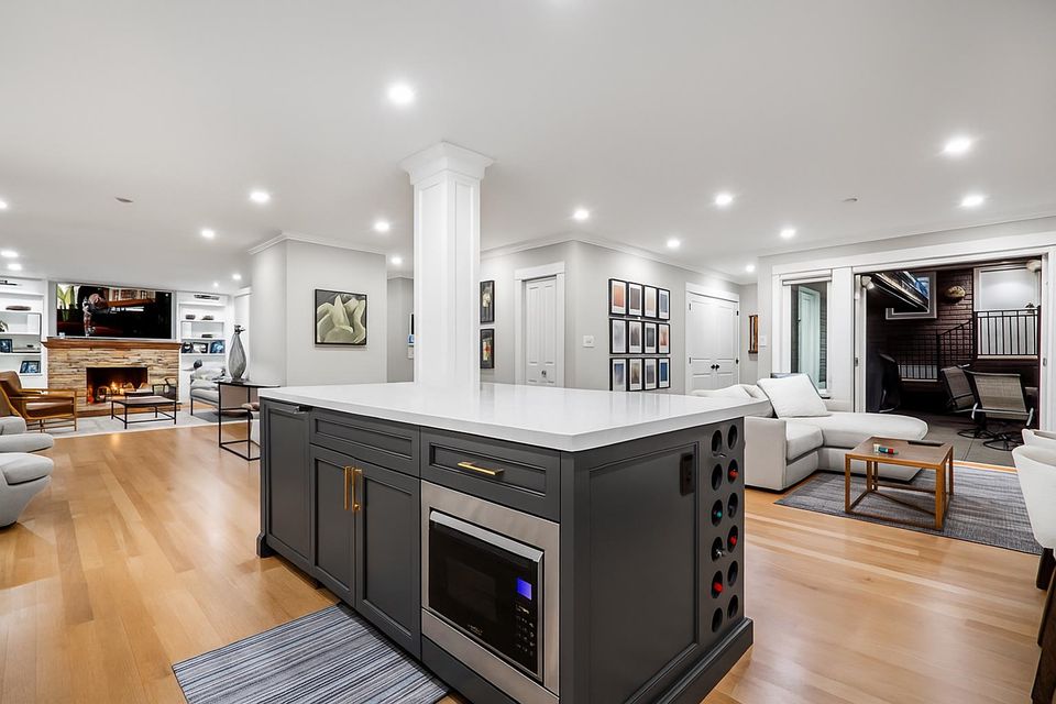 1425-palmerston-avenue-ambleside-west-vancouver-08 at 1425 Palmerston Avenue, Ambleside, West Vancouver