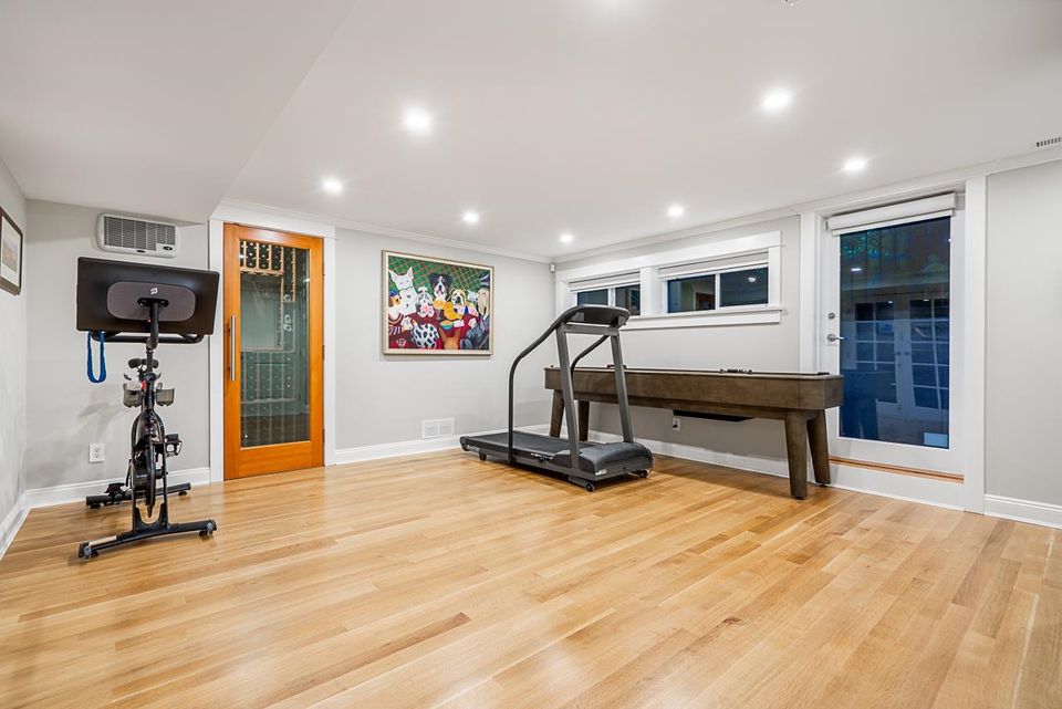 1425-palmerston-avenue-ambleside-west-vancouver-16 at 1425 Palmerston Avenue, Ambleside, West Vancouver