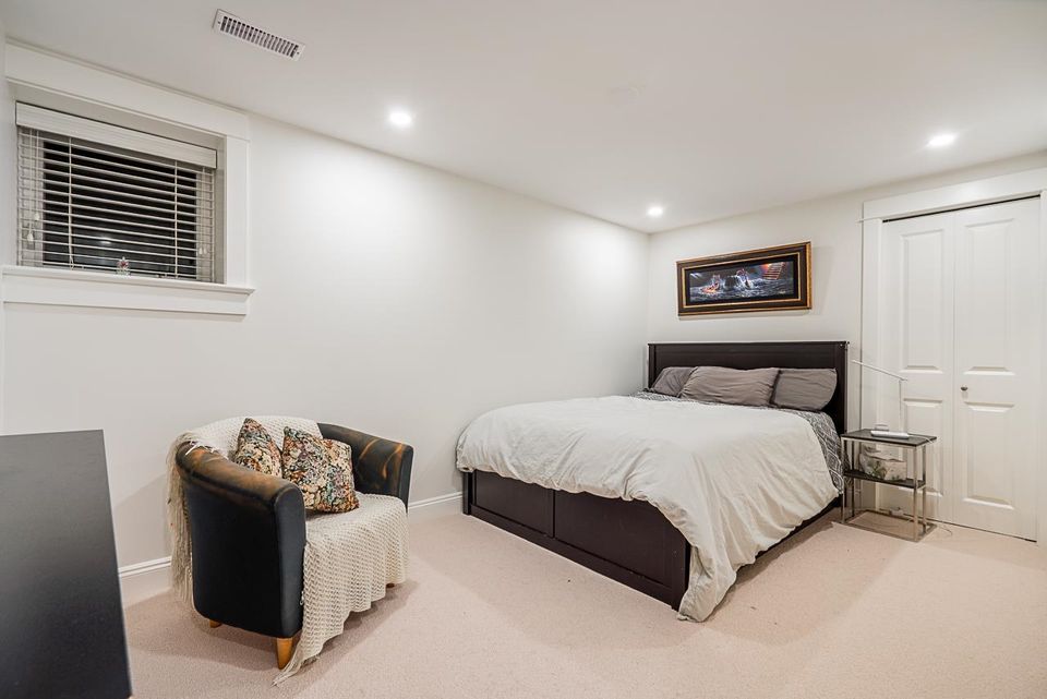 1425-palmerston-avenue-ambleside-west-vancouver-22 at 1425 Palmerston Avenue, Ambleside, West Vancouver