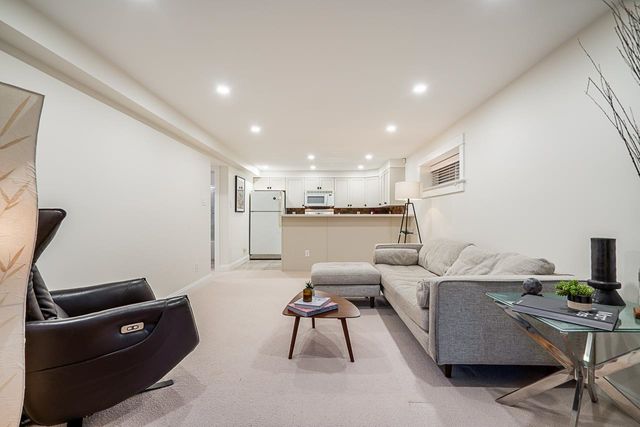 1425-palmerston-avenue-ambleside-west-vancouver-20 at 1425 Palmerston Avenue, Ambleside, West Vancouver 1425-palmerston-avenue-ambleside-west-vancouver-20 at 1425 Palmerston Avenue, Ambleside, West Vancouver