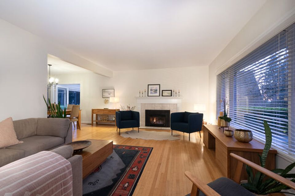 014 at 1310 29th Street, Altamont, West Vancouver