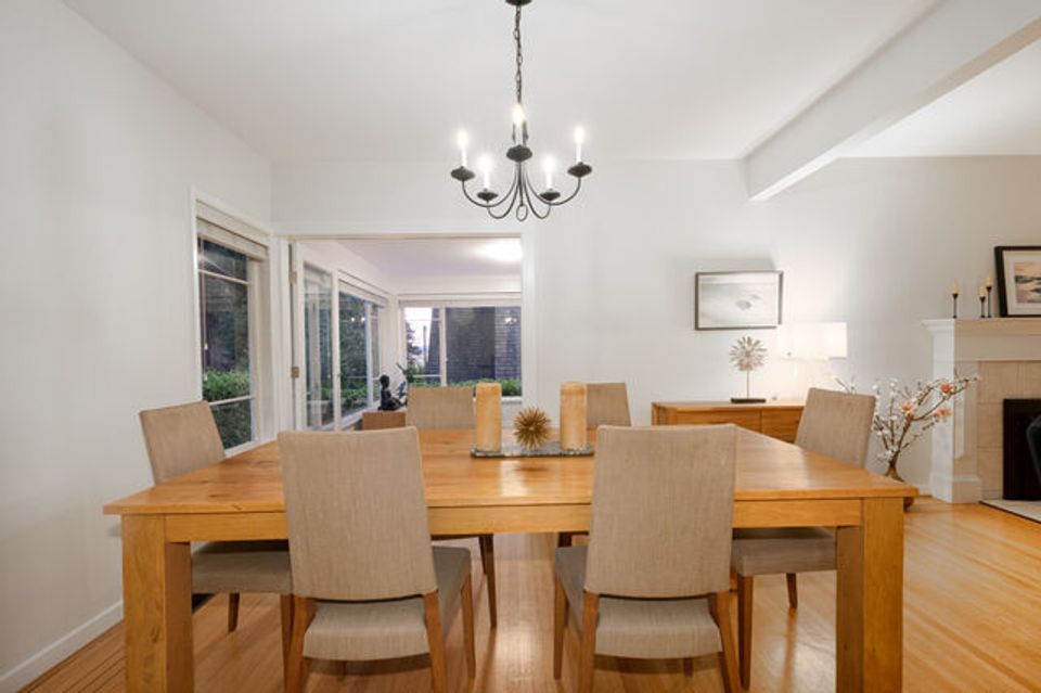 017 at 1310 29th Street, Altamont, West Vancouver